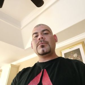 Meet your Posher, Stuart